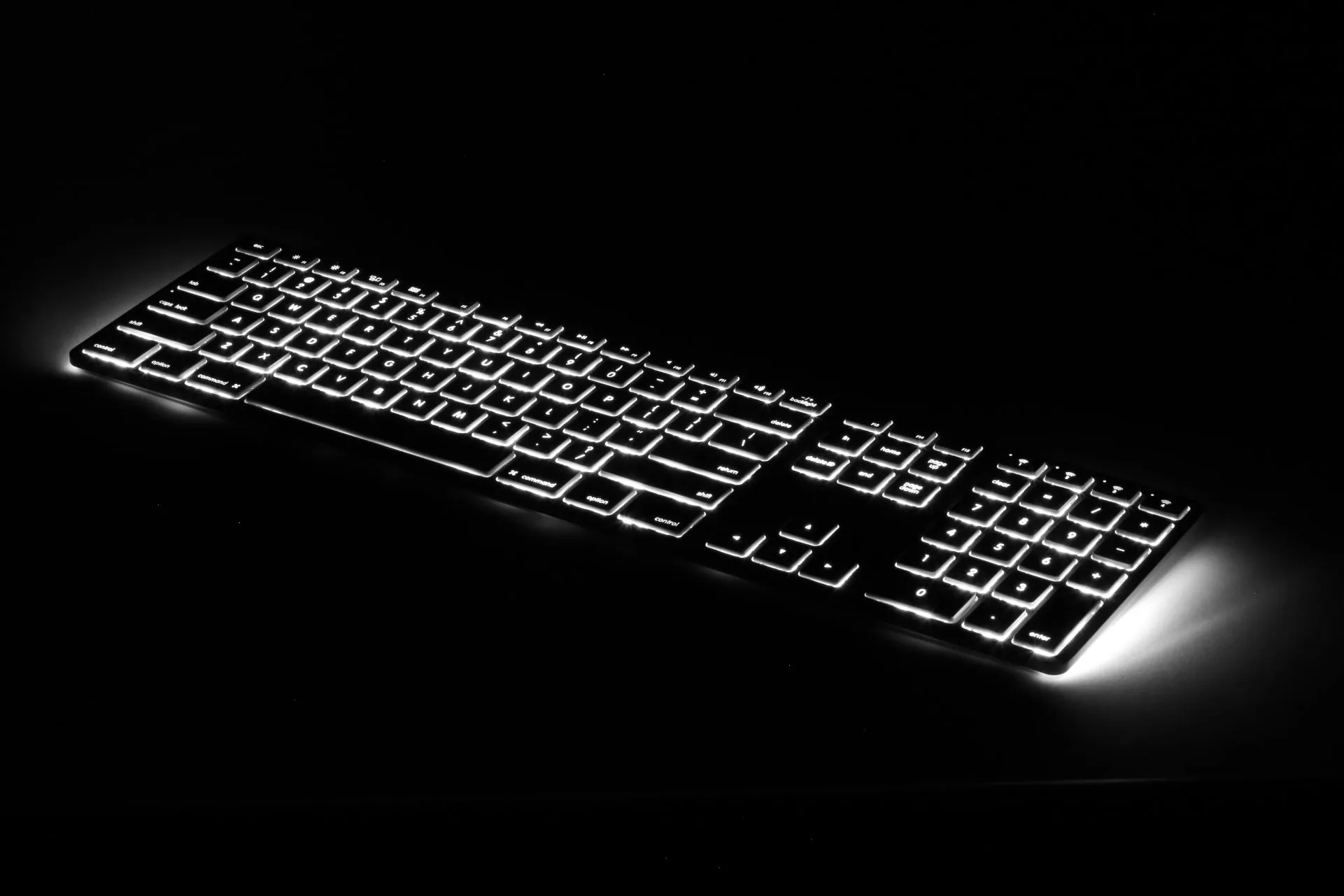 Backlit Wireless Aluminum Keyboard - Silver