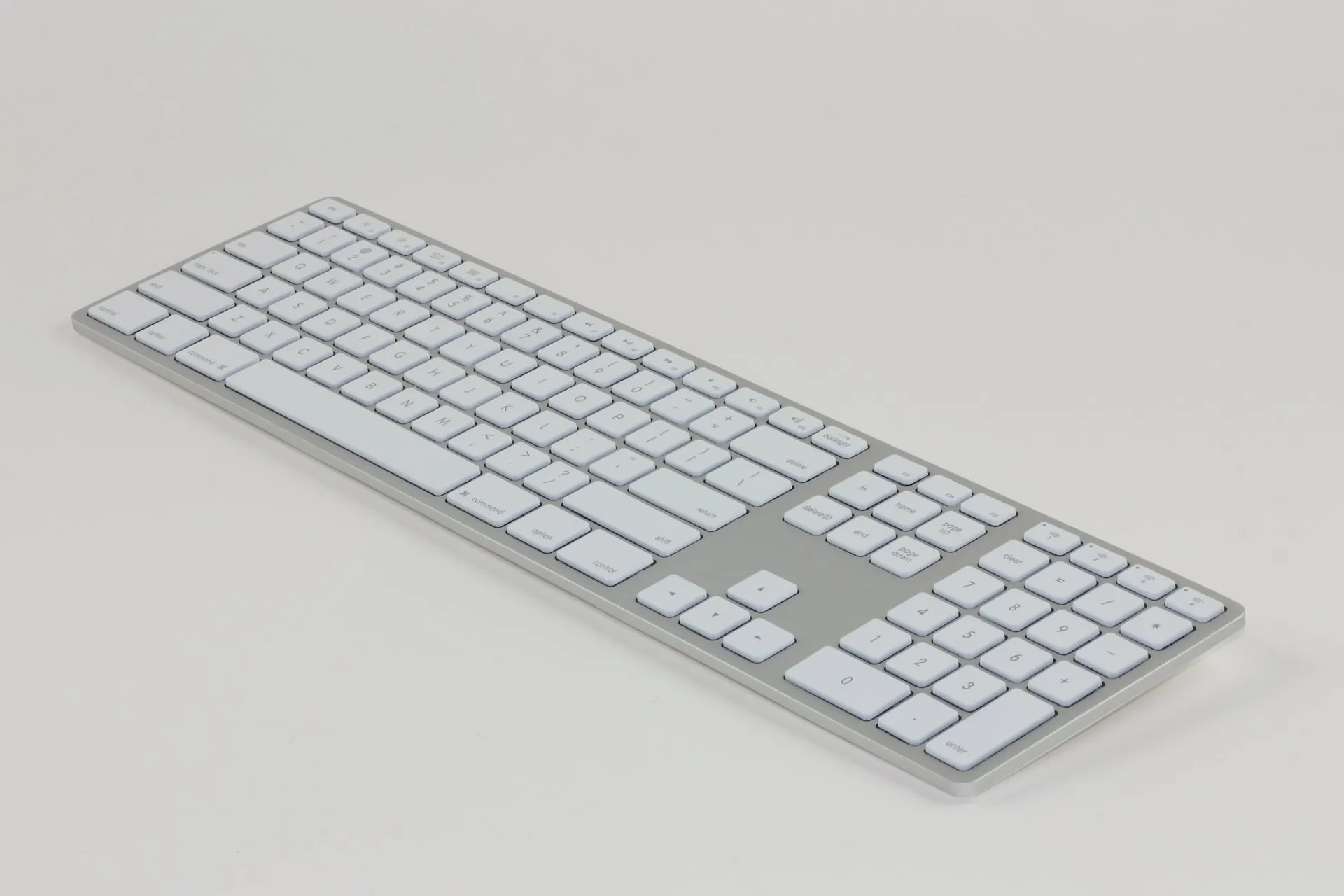 Backlit Wireless Aluminum Keyboard - Silver