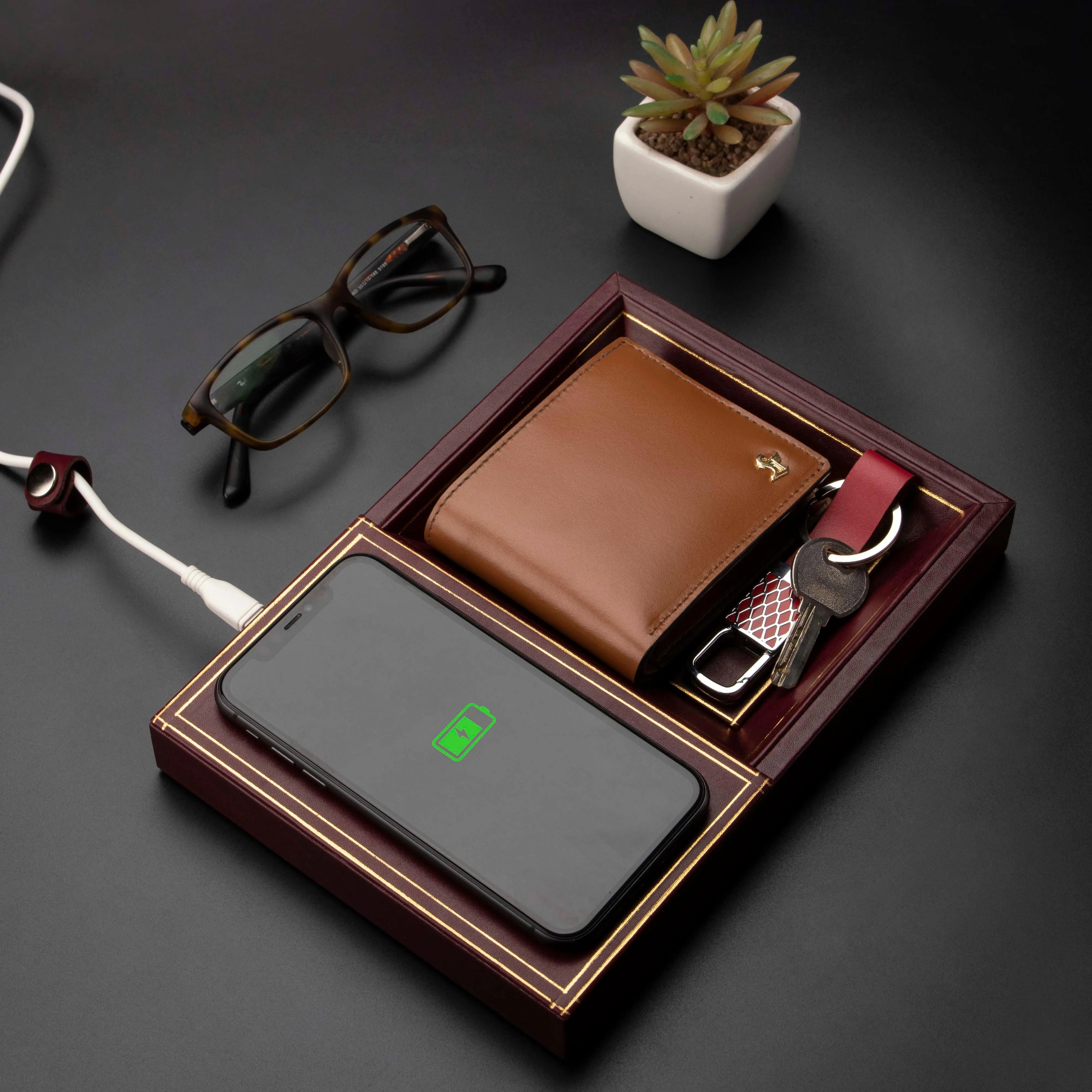 LT Smart Valet Tray With Wireless Charging