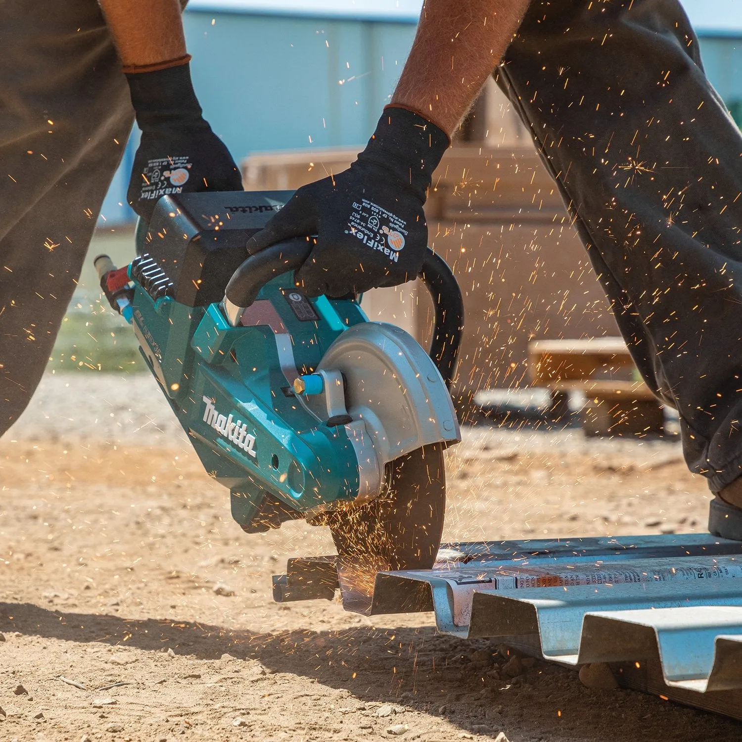 Makita (XEC01Z) 36V (18V x2) LXT® Brushless 9" Power Cutter, w/AFT®, Electric Brake, (Tool Only)