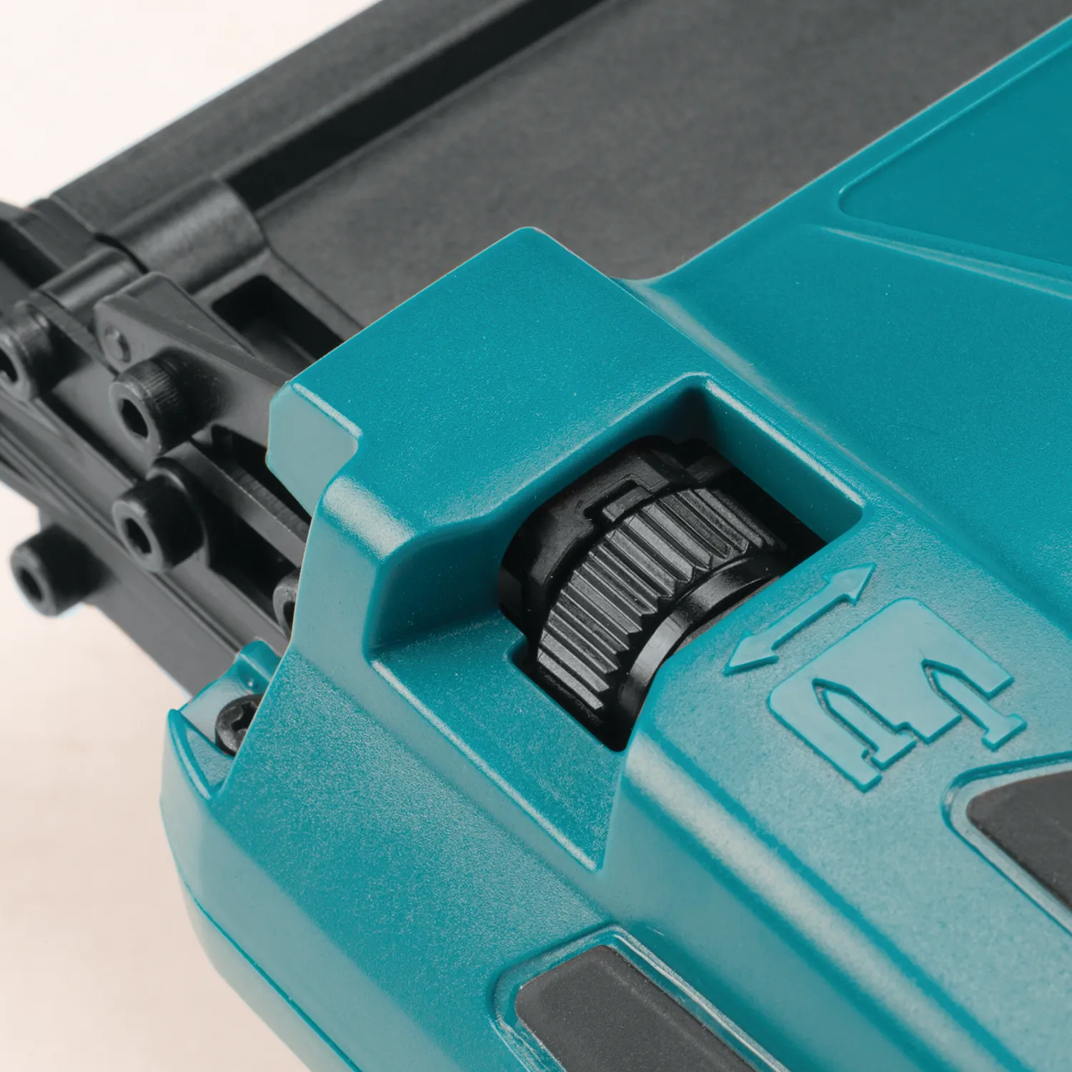 Makita (XNB01Z-R) 18V LXT® 2" Brad Nailer, 18 Ga., Tool Only