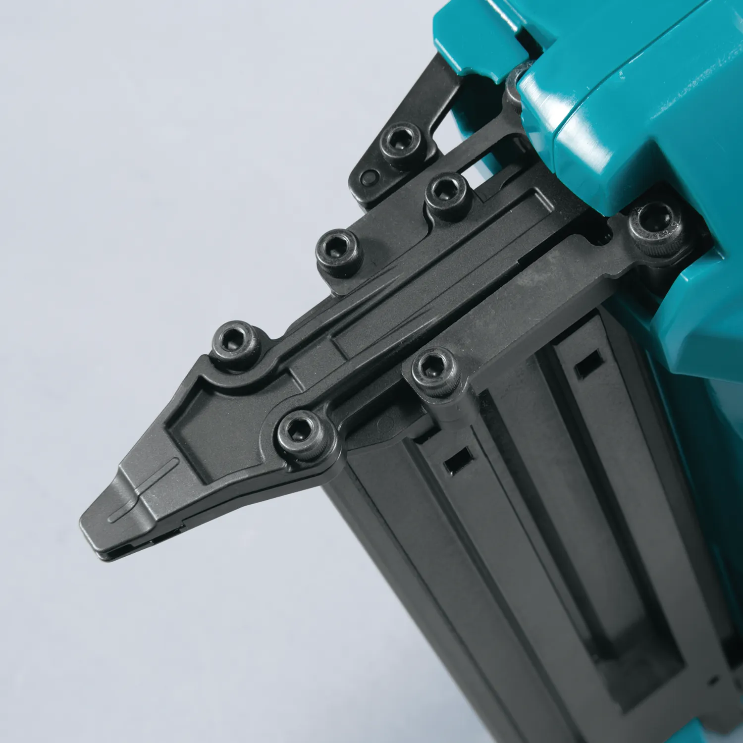 Makita (XNB01Z-R) 18V LXT® 2" Brad Nailer, 18 Ga., Tool Only