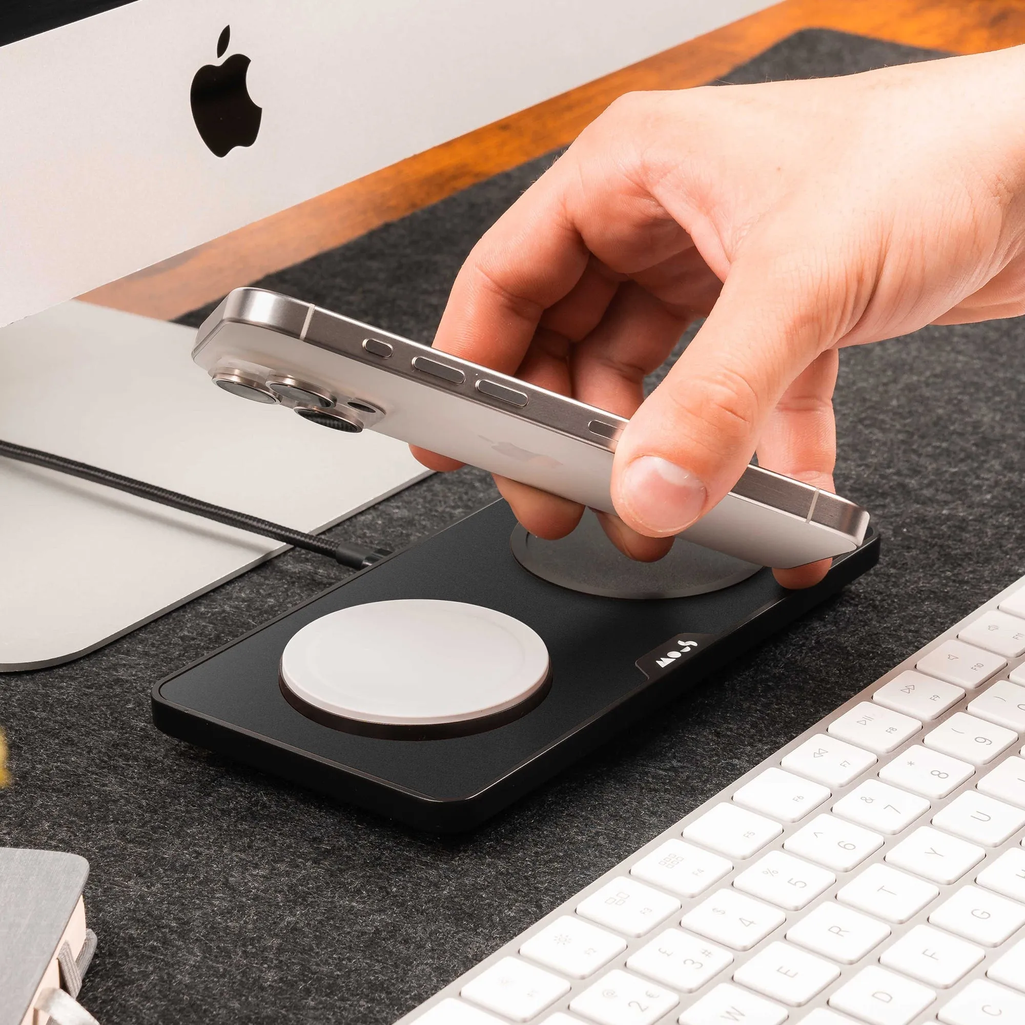 Matte Black Charging Station with MagSafe®