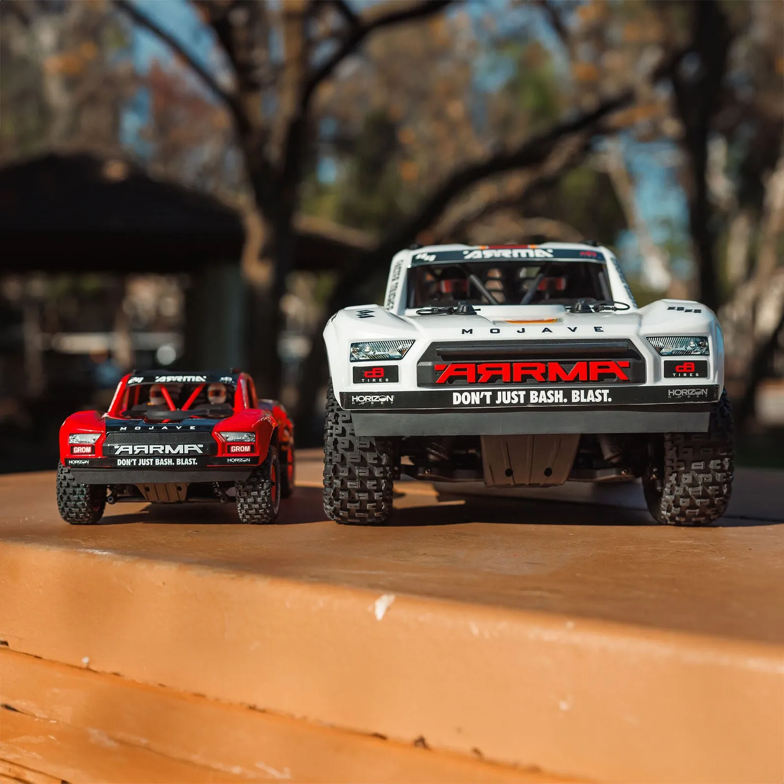 MOJAVE GROM MEGA 380 Brushed 4X4 Small Scale Desert Truck RTR with Battery & Charger, Red/Black