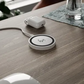 Quake Wireless Charging Pad - Fast and Convenient Charging for Your Tech Devices