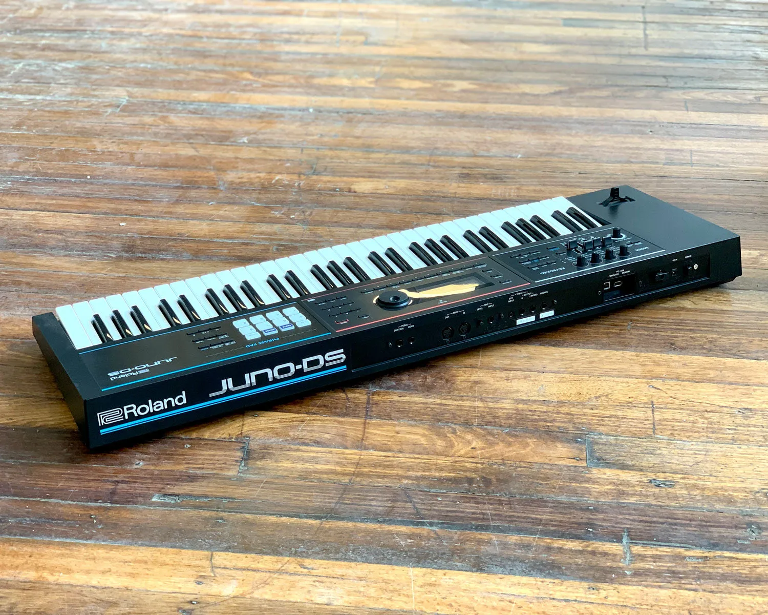 Roland JUNO-DS61 61-Note Keyboard