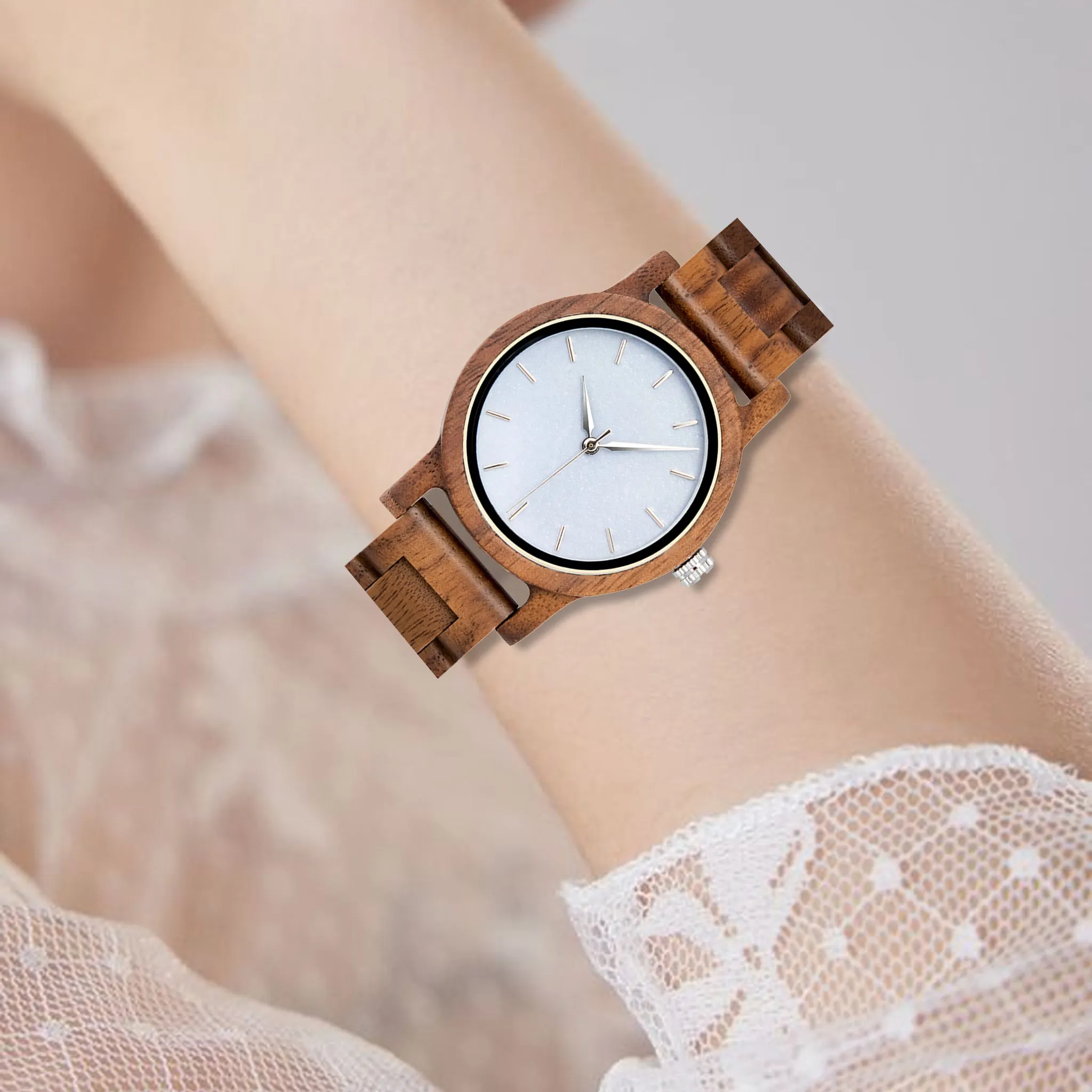 Tambo - Walnut Minimal Watch